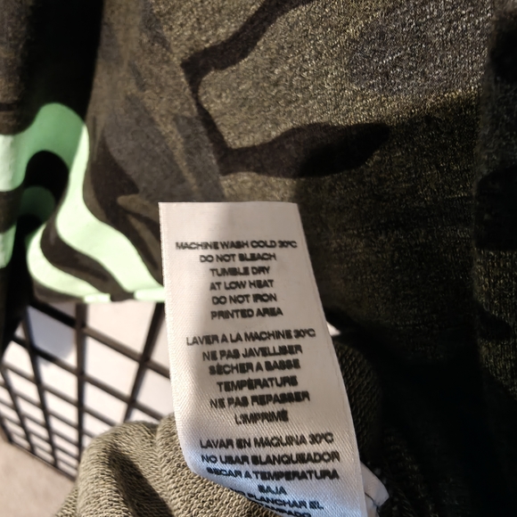 Sundry For Evereve Green Camo Pullover Drop Sleeve Sweatshirt With Mint Stripes - Picture 11 of 11